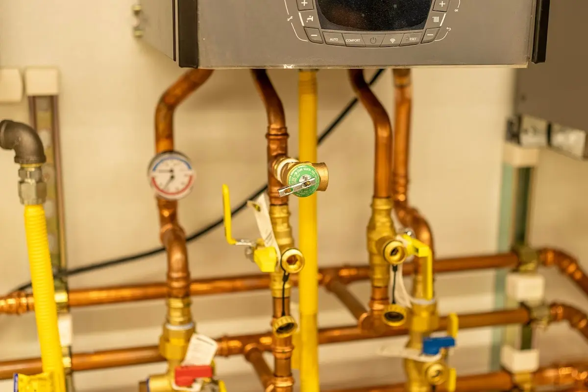 Licensed technician providing Pipe Repair for a homeowner in Newark